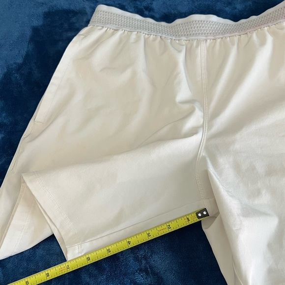 Fabletics | Stone Color | Shorts - Picture 4 of 10